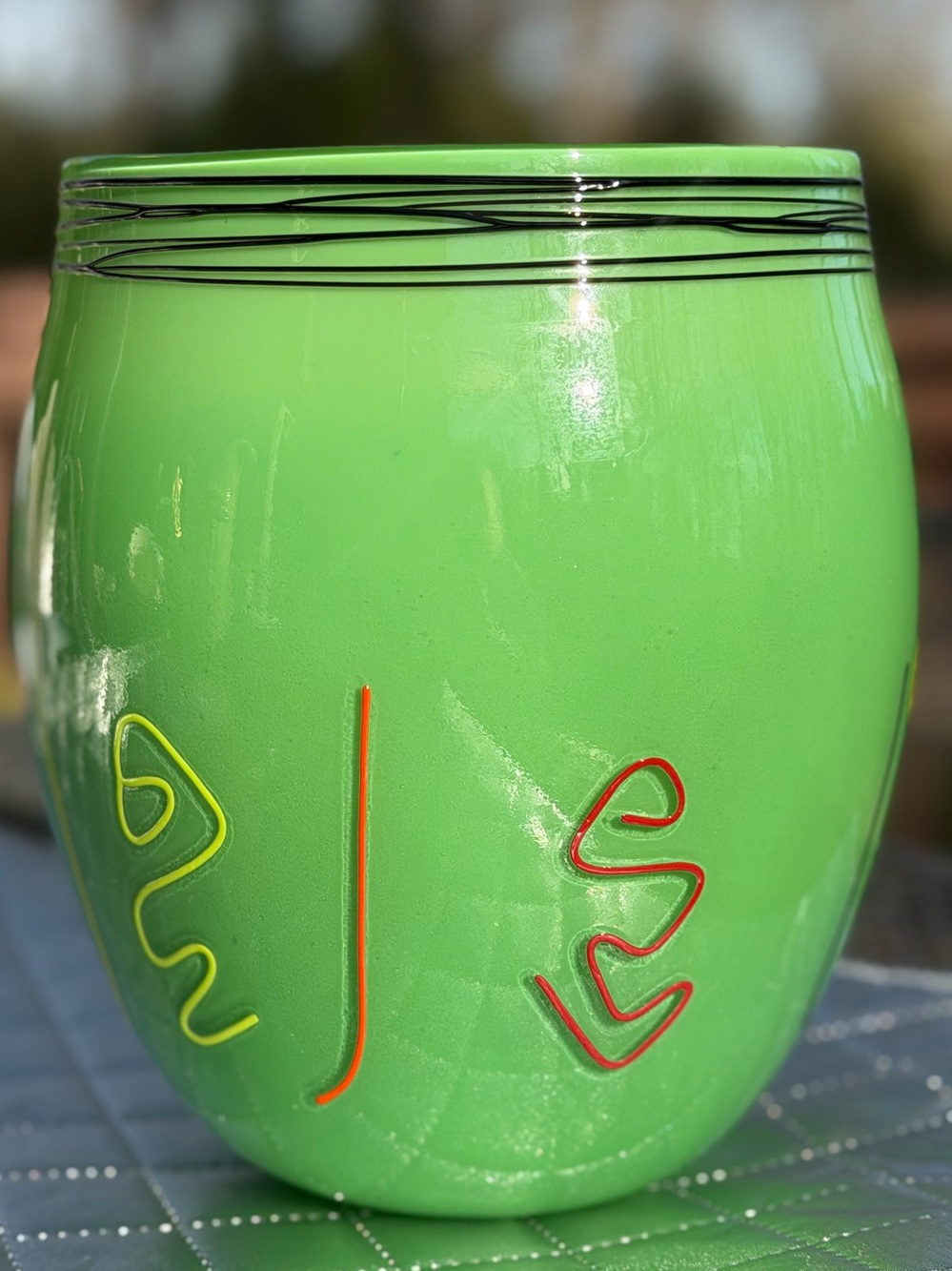 RARE - Vintage Donald Carlson Signed Green Art Glass Vase, Hand Blown, c. 1970s - Picture 3 of 9
